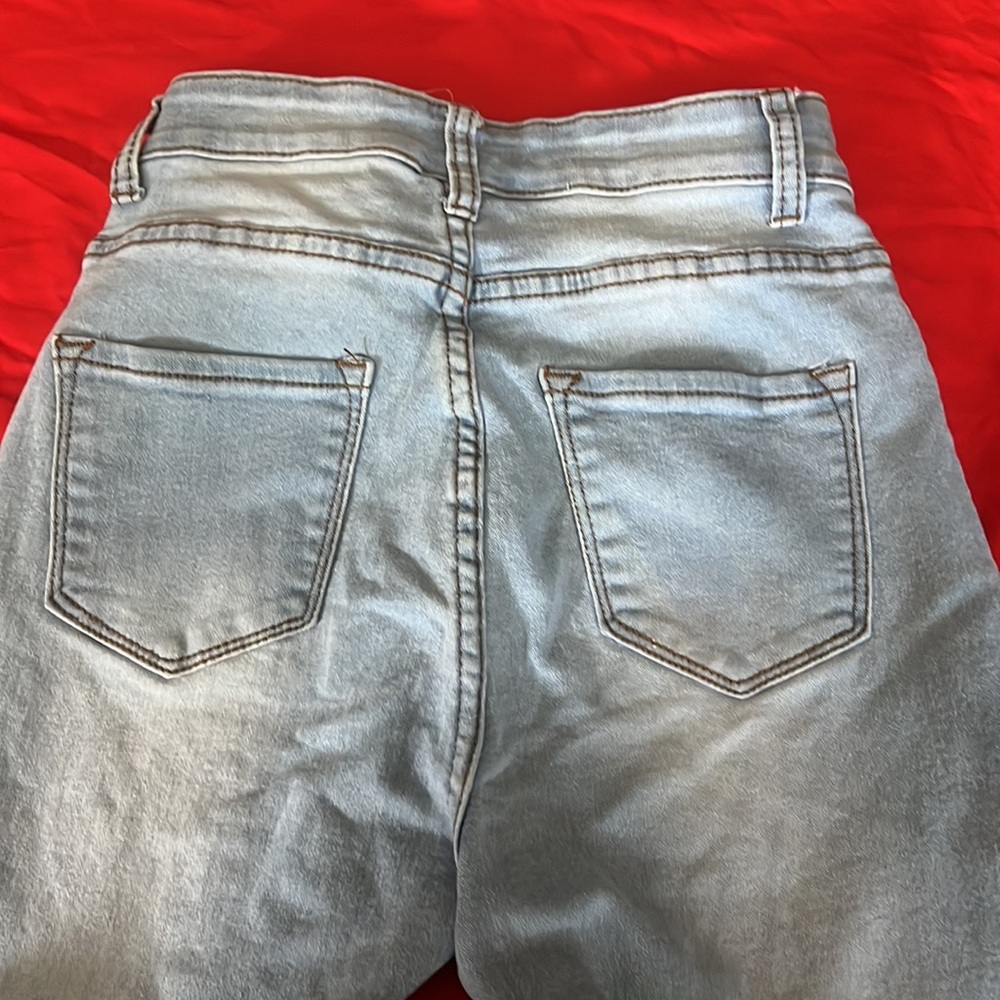 Fashion Nova Skinny Jeans - Picture 5 of 8